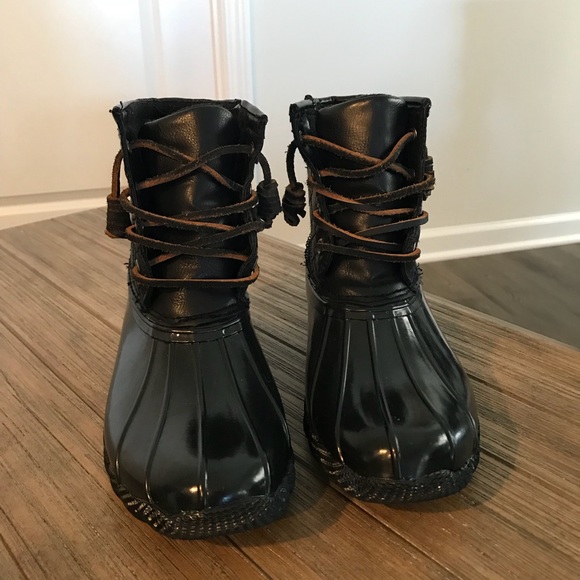 💕Sold- Steve Madden Duck Bootie - Picture 6 of 7